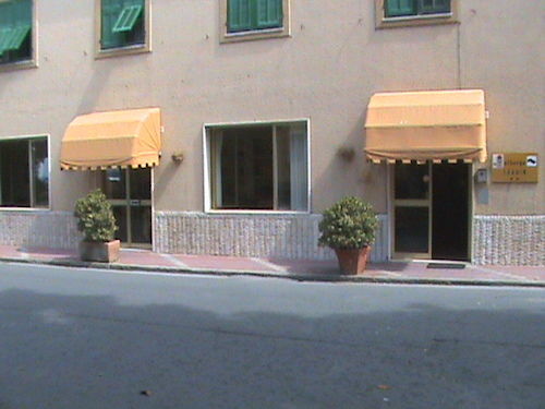 אוספדלטי Albergo Savoia מראה חיצוני תמונה